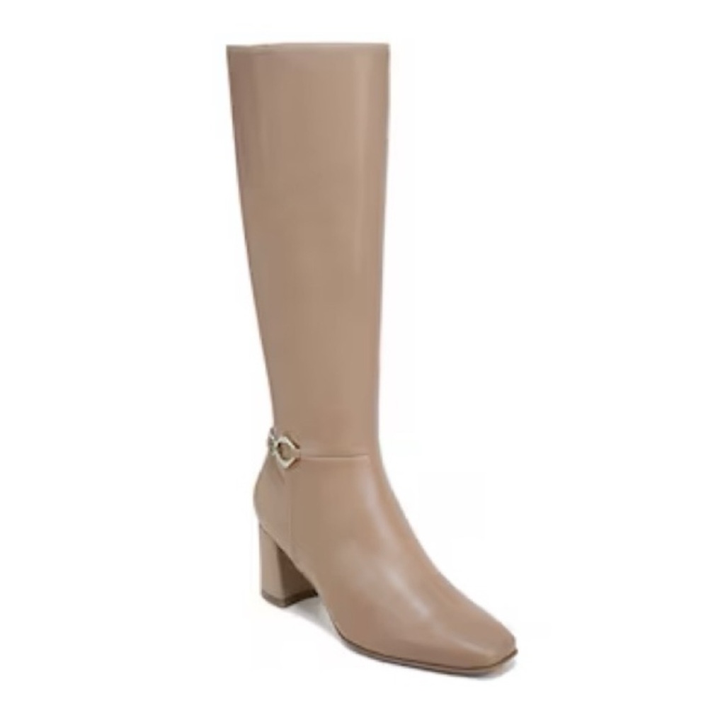 NWT Naturalizer Tan Heeled Boots